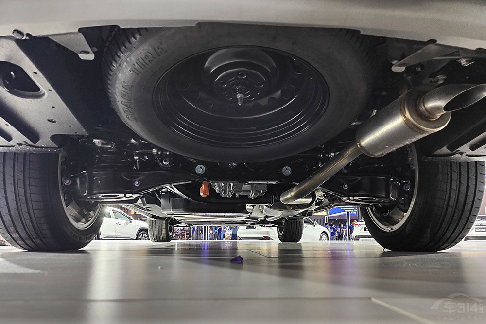 福特銳界L對(duì)比豐田漢蘭達(dá) 差距原來這么大 福特銳界L對(duì)比豐田漢蘭達(dá) 差距原來這么大