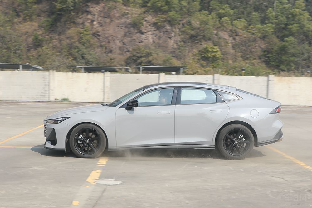 ӕr զxһvü߂ԵI܇