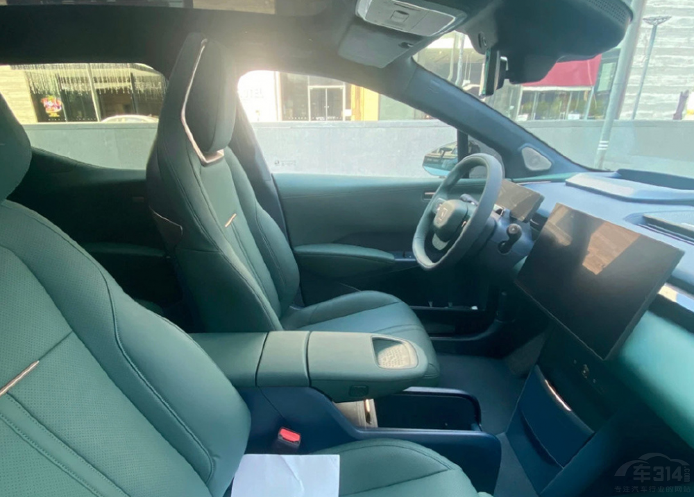 ؛OZEEKR XЛ]Ӳˌ(sh)