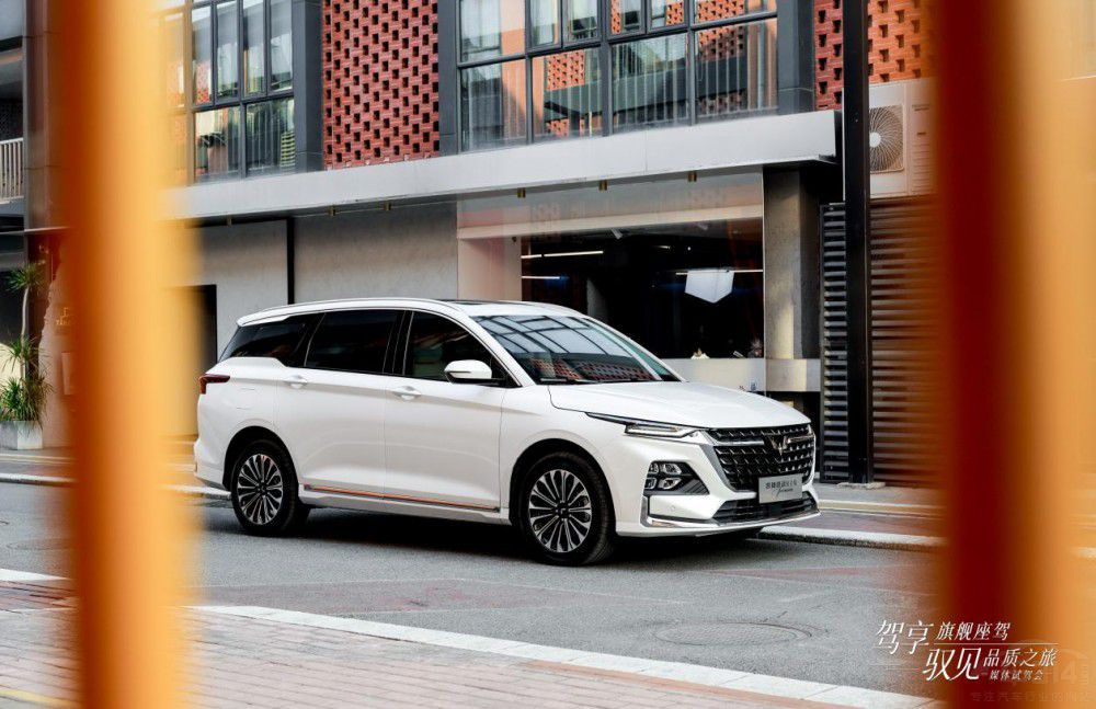 2.0L大四座 凱捷混動鉑金版是你的不二選 2.0L大四座 凱捷混動鉑金版是你的不二選