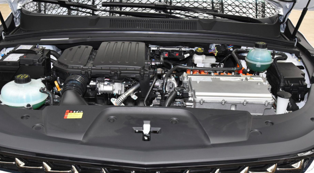 誰是家用之選 五菱凱捷對比哈弗H6 DHT 誰是家用之選 五菱凱捷對比哈弗H6 DHT