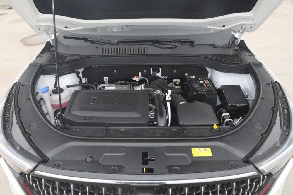 自主與合資的對(duì)決 奔騰T55對(duì)比本田繽智 自主與合資的對(duì)決 奔騰T55對(duì)比本田繽智