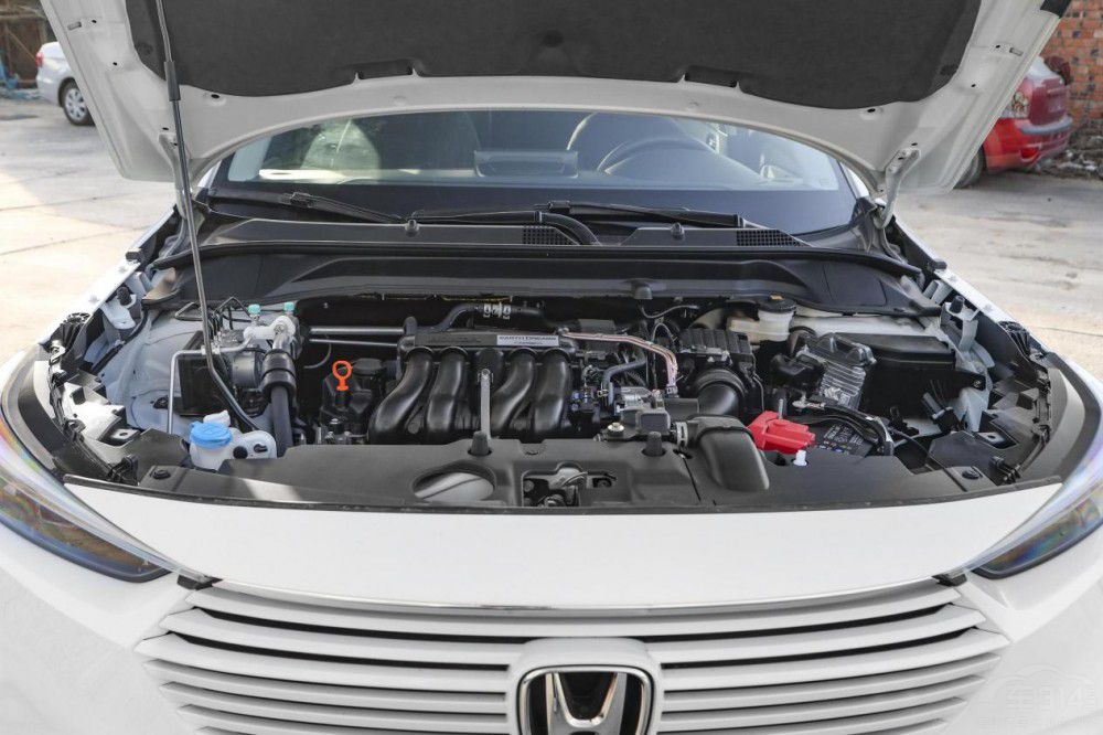 自主與合資的對(duì)決 奔騰T55對(duì)比本田繽智 自主與合資的對(duì)決 奔騰T55對(duì)比本田繽智