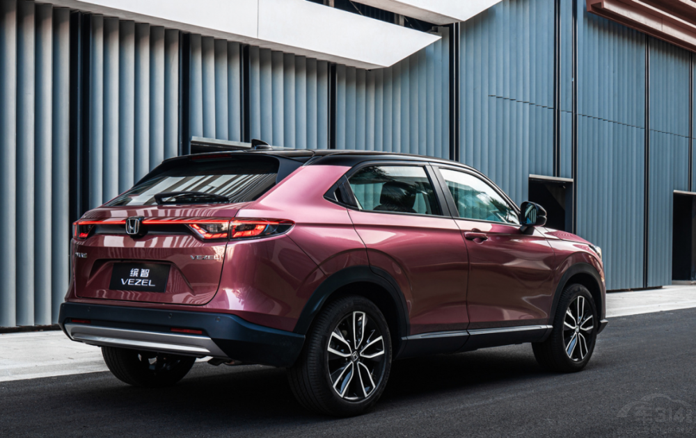 自主與合資的對(duì)決 奔騰T55對(duì)比本田繽智 自主與合資的對(duì)決 奔騰T55對(duì)比本田繽智