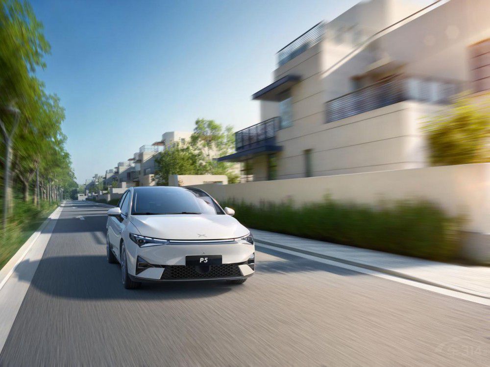 20萬級(jí)別智能家轎 小鵬P5對(duì)AION S Plus 20萬級(jí)別智能家轎 小鵬P5對(duì)AION S Plus