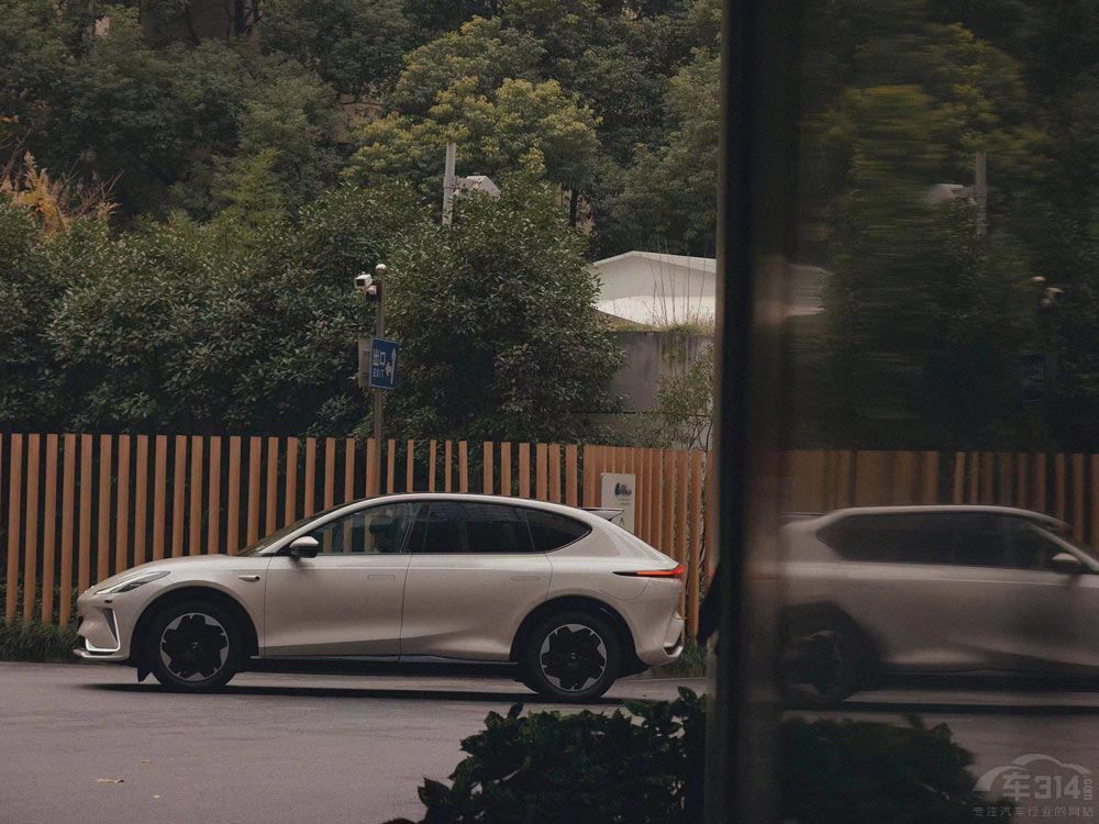 PLUS DM-i܊I(lng) @Щ܇e(cu)^(gu)