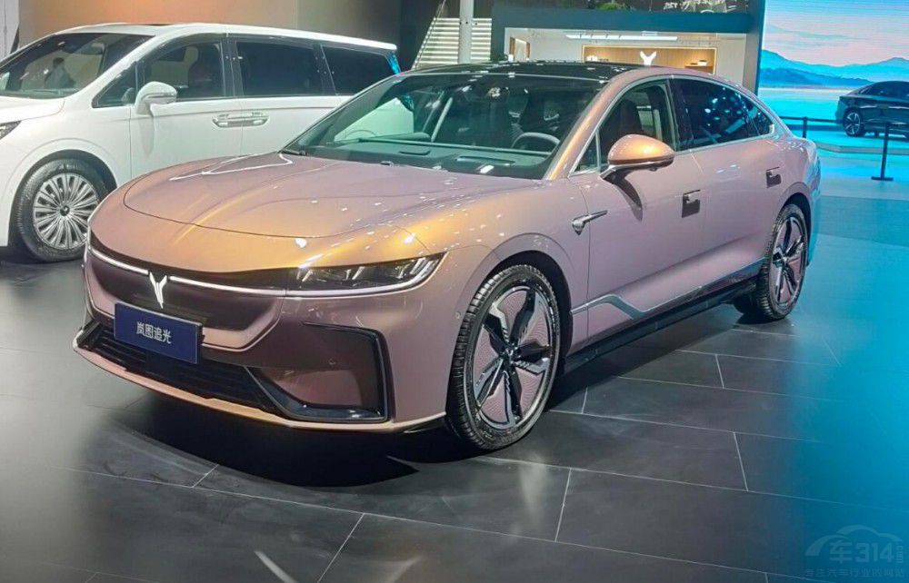 lfǵISUV Ϻ܇չ@I܇e