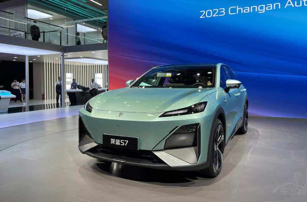 Ϻ܇չP(gun)עSUV܇ͱPc