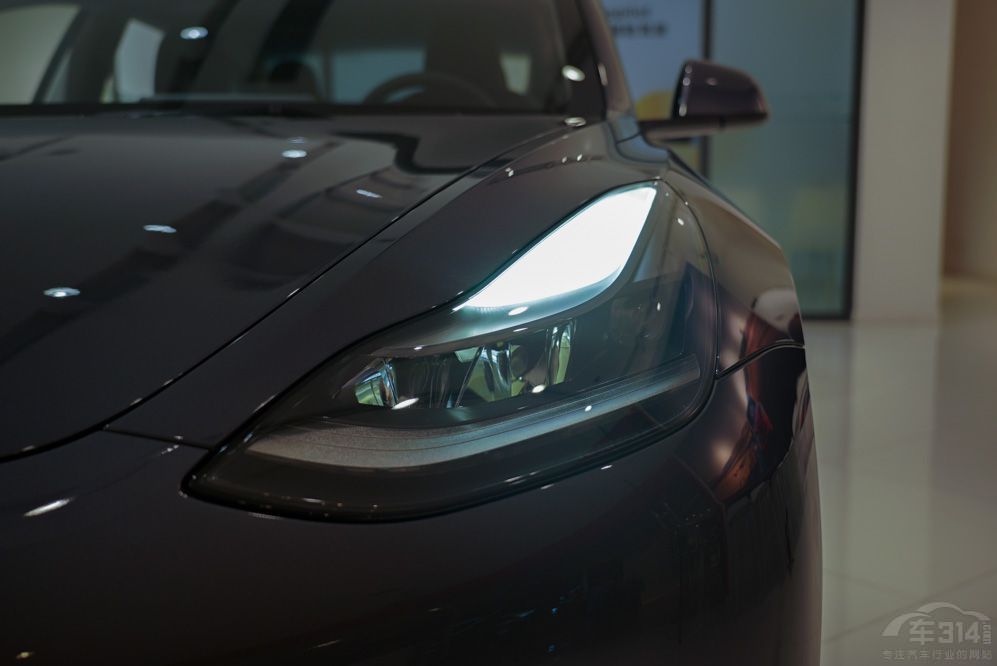 СiP7i˹Model 3 lֵI