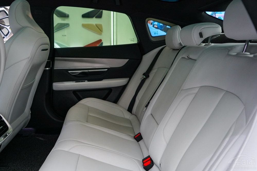 小鵬P7i升級明顯 小鵬P7i升級明顯