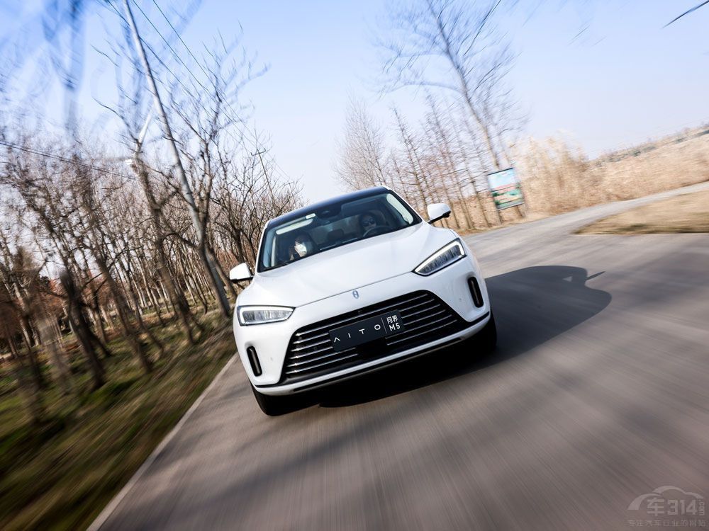 仰望U8領(lǐng)銜 三大國產(chǎn)SUV盤點 質(zhì)量過硬 仰望U8領(lǐng)銜 三大國產(chǎn)SUV盤點 質(zhì)量過硬