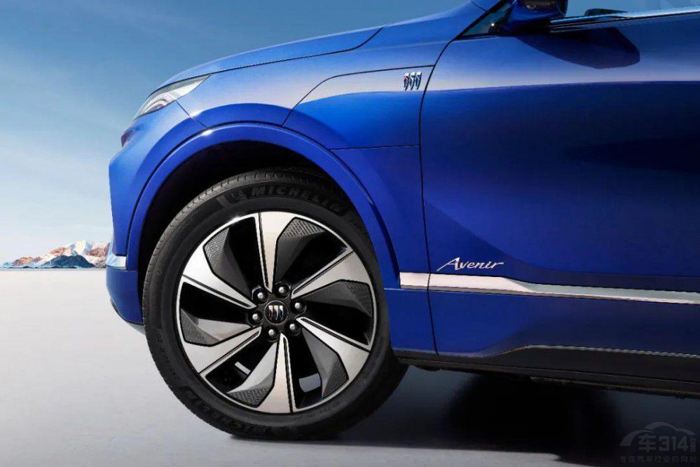 {(ln)ɽDHT-PHEVI(lng) ذSUVu