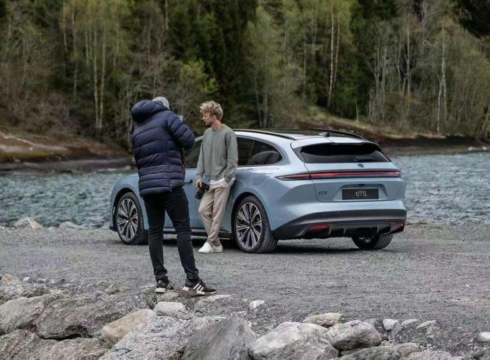 熱門新車:蔚來“瓦罐”吸睛 小鵬“轎跑”亮眼 熱門新車:蔚來“瓦罐”吸睛 小鵬“轎跑”亮眼