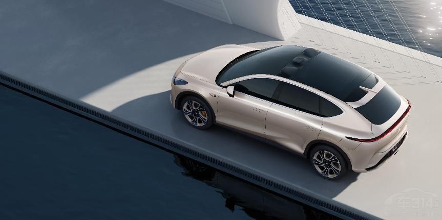 9I(lng)Pc(din)2023еSUV