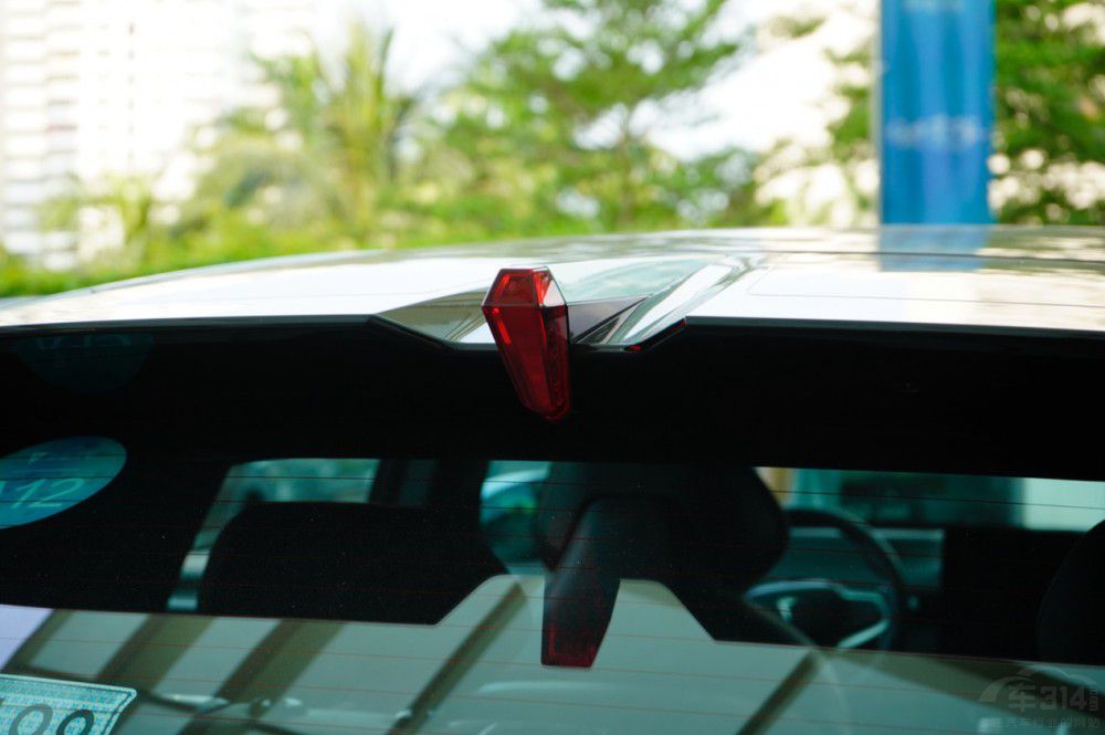 先享預(yù)訂價(jià)超預(yù)期 深藍(lán)S7難逃“真香定論” 先享預(yù)訂價(jià)超預(yù)期 深藍(lán)S7難逃“真香定論”