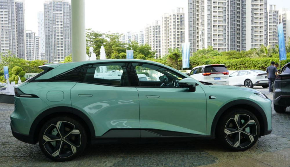 先享預(yù)訂價(jià)超預(yù)期 深藍(lán)S7難逃“真香定論” 先享預(yù)訂價(jià)超預(yù)期 深藍(lán)S7難逃“真香定論”