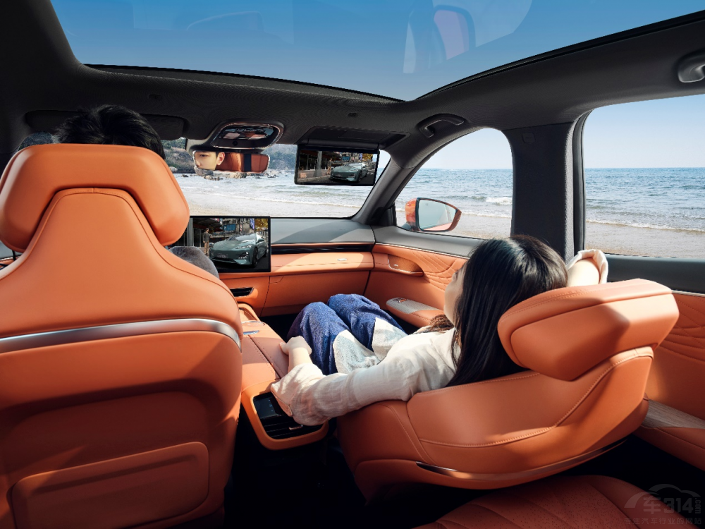 產(chǎn)品給力價(jià)格美麗 深藍(lán)S7比ModelY值得買 產(chǎn)品給力價(jià)格美麗 深藍(lán)S7比ModelY值得買