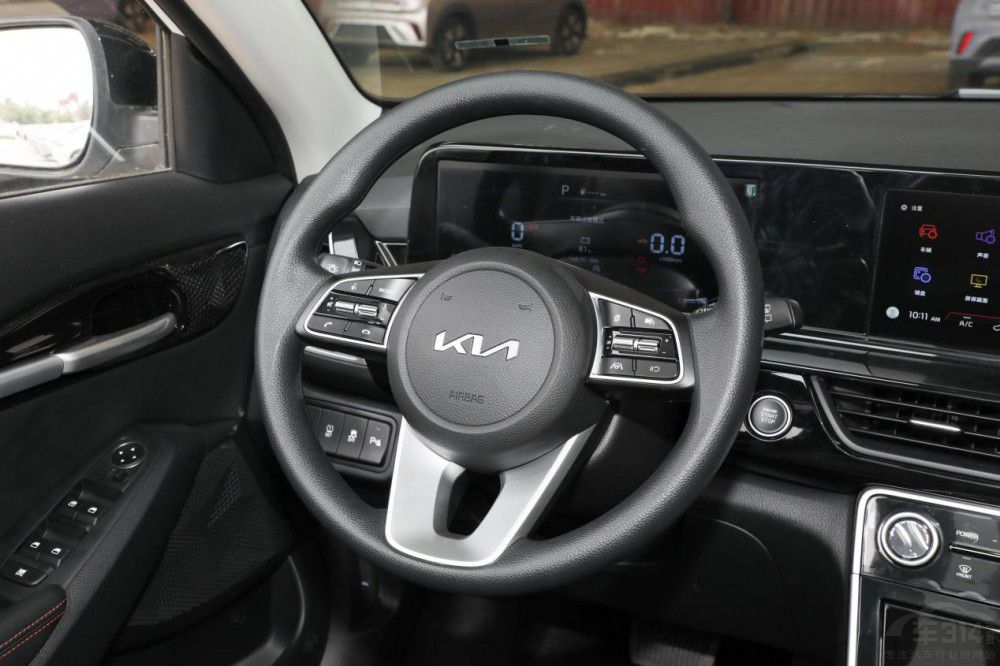 10萬級SUV的決賽圈 起亞賽圖斯對比XR-V 10萬級SUV的決賽圈 起亞賽圖斯對比XR-V