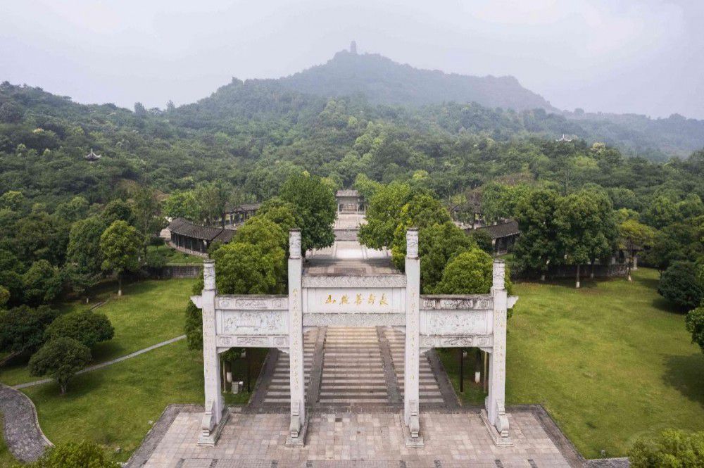 Ӳͻһ-󱊔Ѳȥ̽ɽ