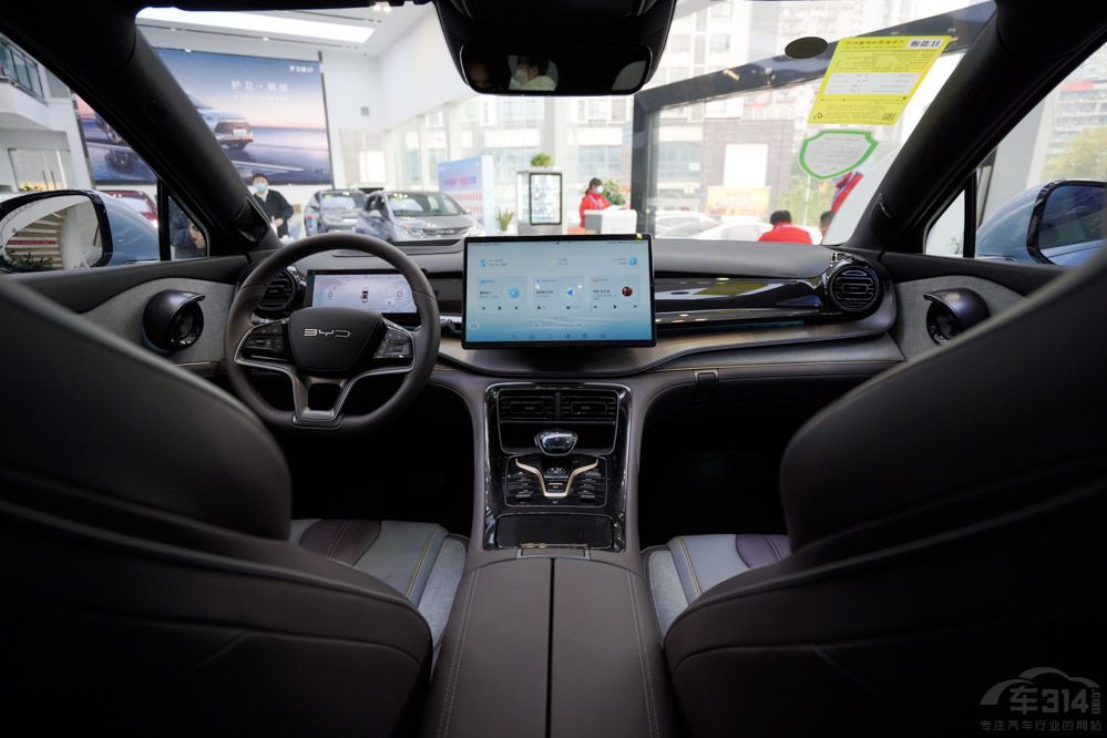 落地二十多萬 適合家用的SUV 耐開又寬敞 落地二十多萬 適合家用的SUV 耐開又寬敞