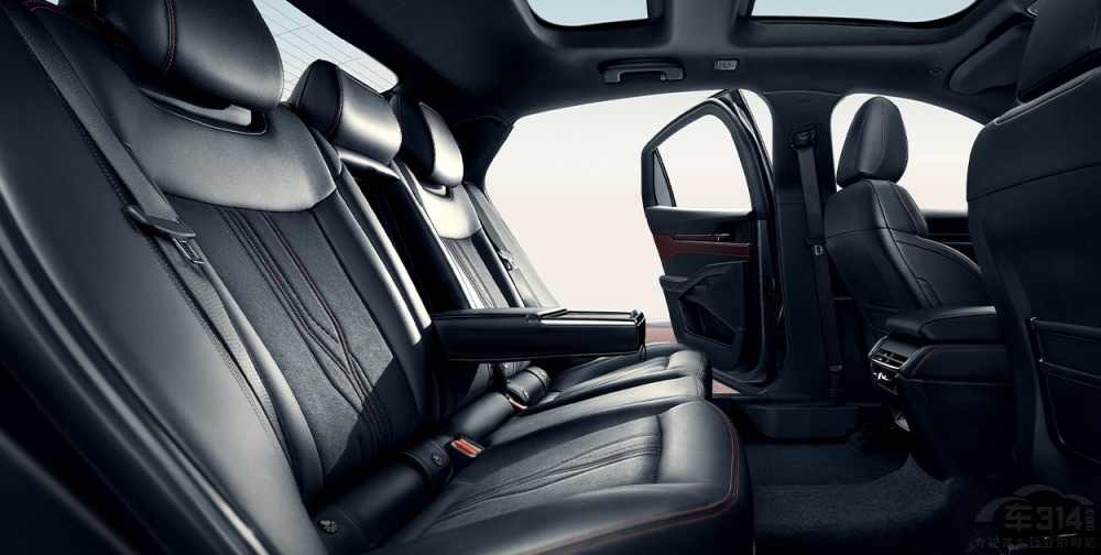 新蒙迪歐和本田雅閣合資B級(jí)車的標(biāo)桿之爭(zhēng) 新蒙迪歐和本田雅閣合資B級(jí)車的標(biāo)桿之爭(zhēng)