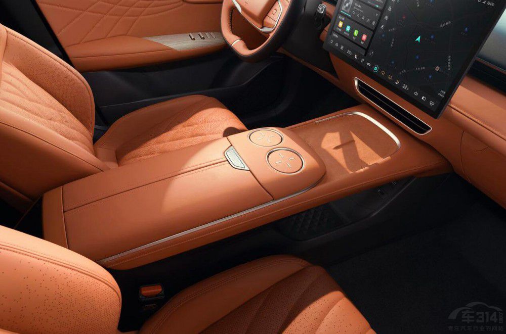 真就“陸上公務(wù)艙” 深藍(lán)S7駕乘舒適沒得挑 真就“陸上公務(wù)艙” 深藍(lán)S7駕乘舒適沒得挑