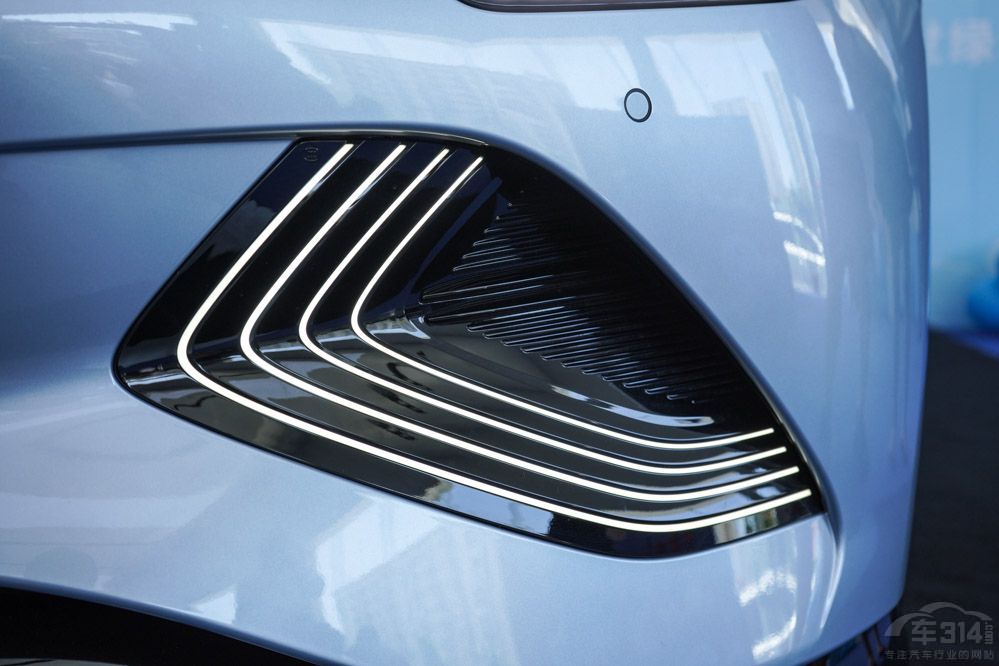 A(y)20f Model 3ͺlx