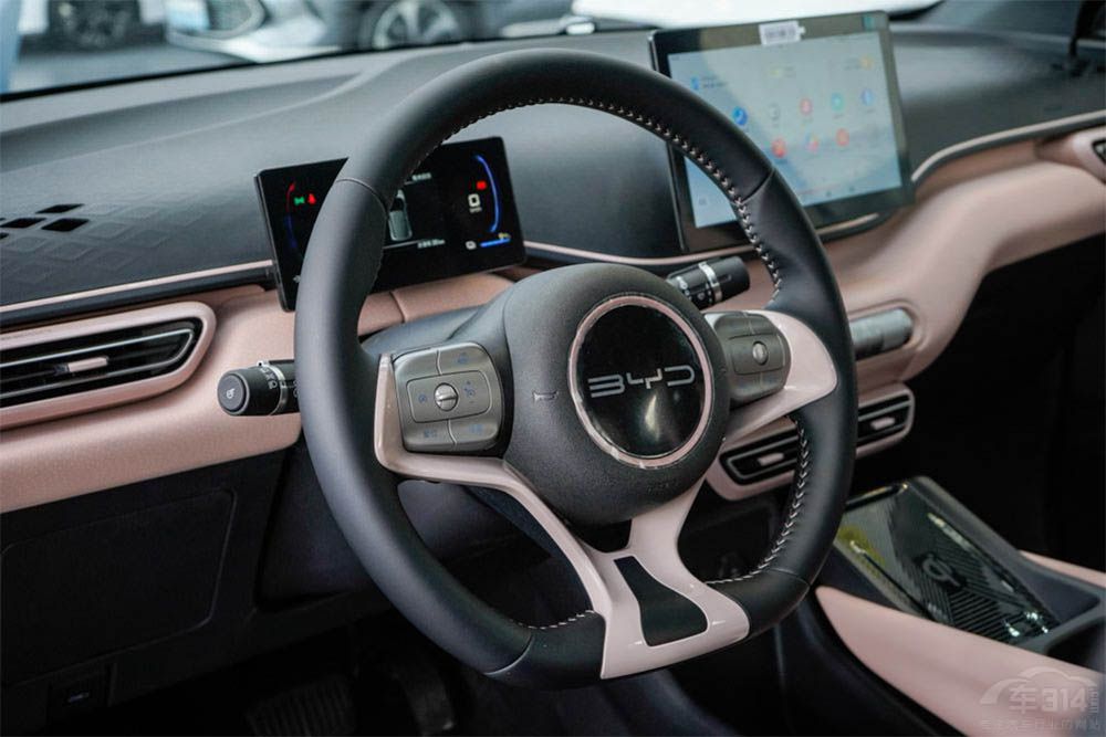 拒絕堵車焦慮 這兩款人氣小車便宜又好開(kāi) 拒絕堵車焦慮 這兩款人氣小車便宜又好開(kāi)