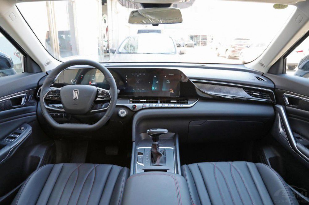 家庭用車(chē)的首要之選 奔騰T55的實(shí)力解析 家庭用車(chē)的首要之選 奔騰T55的實(shí)力解析