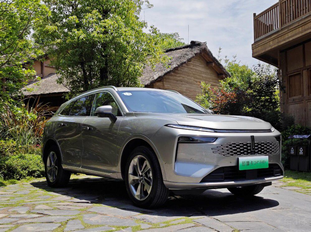 (gu)۵(sh)SUV @Щ8±