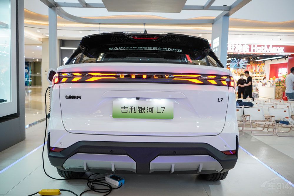 新秀PK老將  銀河L7全面對(duì)比宋PLUS DM-i 新秀PK老將  銀河L7全面對(duì)比宋PLUS DM-i