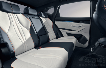 SUVtˡPLUS DM-i к