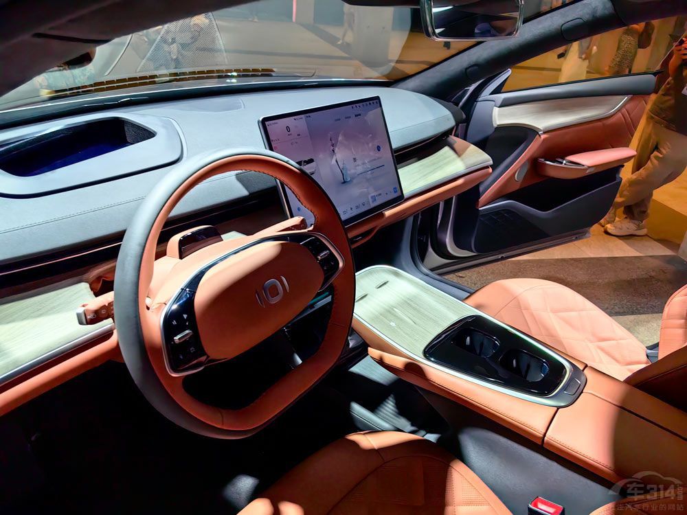 成都車展的熱門車型盤點 炫技的智己LS6 成都車展的熱門車型盤點 炫技的智己LS6