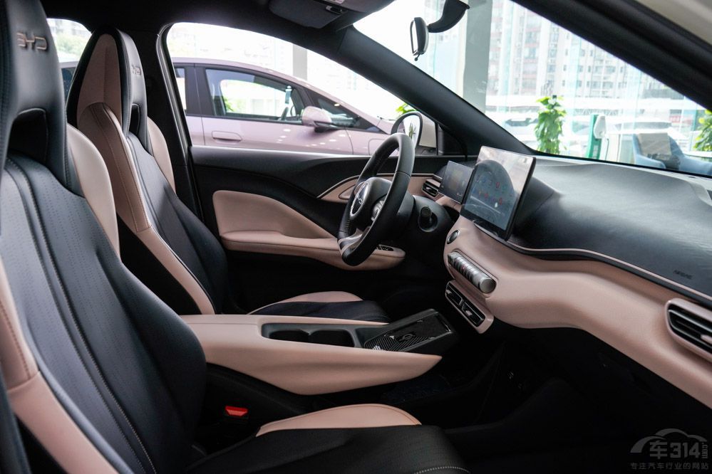 8月比亞迪熱銷(xiāo)榜 三款車(chē)型 滿足各種需要 8月比亞迪熱銷(xiāo)榜 三款車(chē)型 滿足各種需要