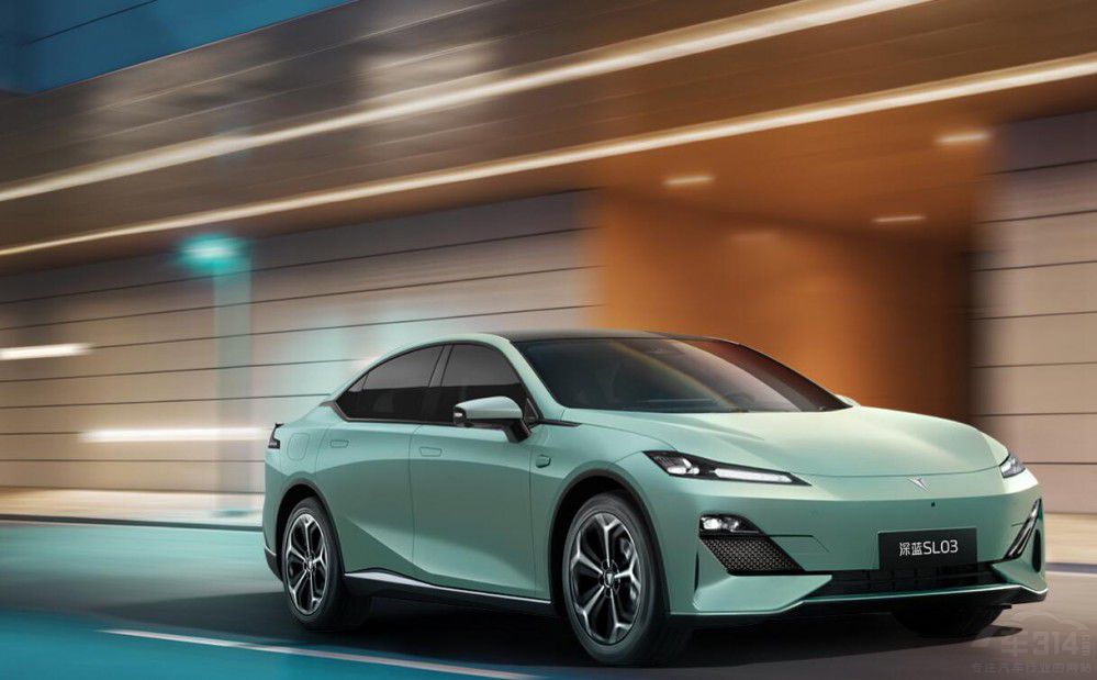 深藍SL03的這些駕駛品質(zhì) 開過了才能領(lǐng)悟 深藍SL03的這些駕駛品質(zhì) 開過了才能領(lǐng)悟