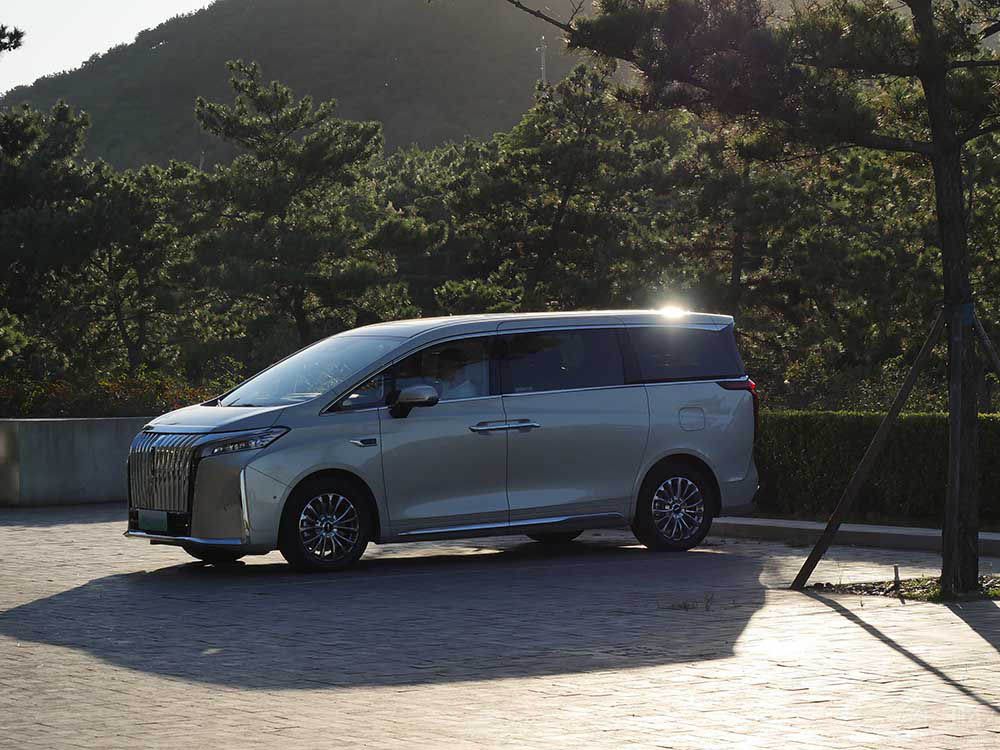 魏牌高山MPV下場開卷 騰勢極氪對手來了 魏牌高山MPV下場開卷 騰勢極氪對手來了