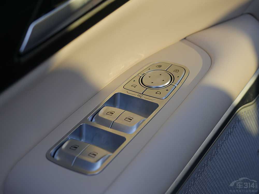 魏牌高山MPV下場開卷 騰勢極氪對手來了 魏牌高山MPV下場開卷 騰勢極氪對手來了