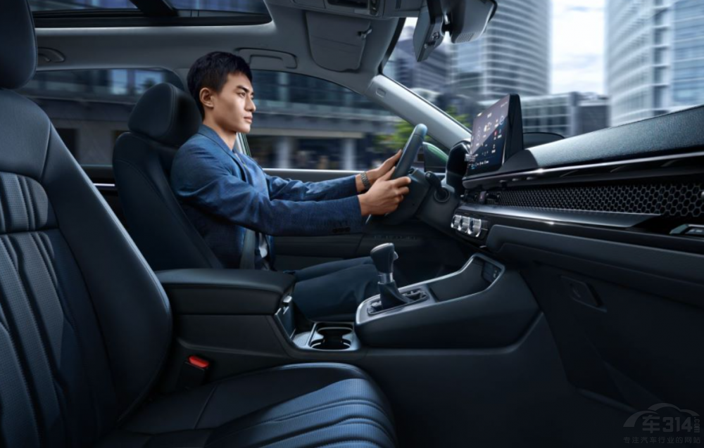 全新一代皓影燃油PET成為家用SUV最優(yōu)解 全新一代皓影燃油PET成為家用SUV最優(yōu)解