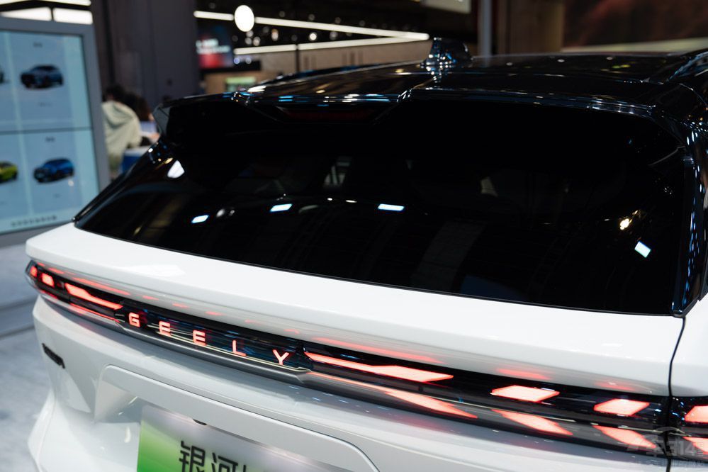 10-20f(j)SUVôx@܇ֵÿ]