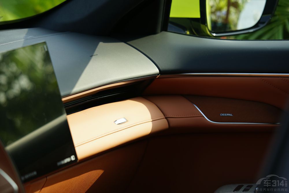 10-20f(j)SUVôx@܇ֵÿ]