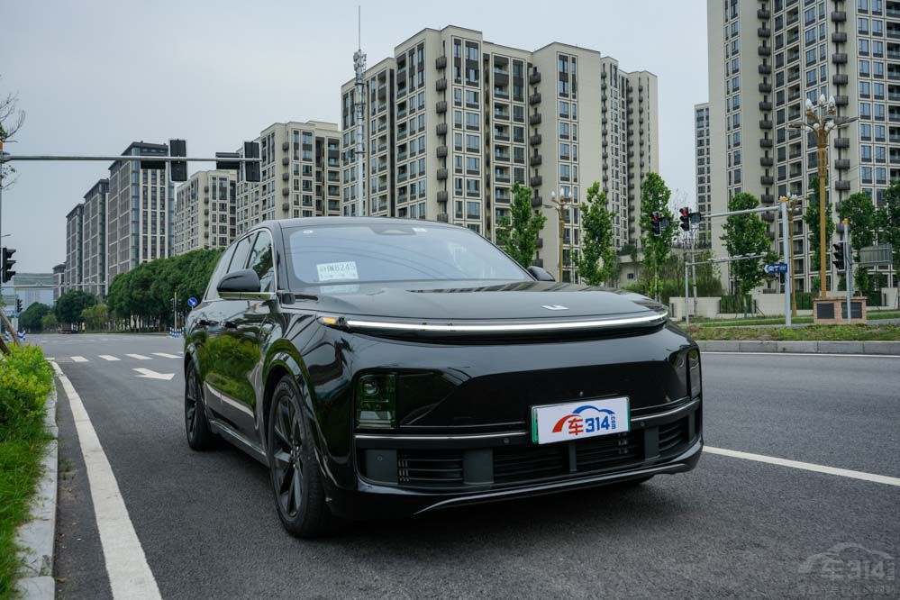 理想L8 問(wèn)界M7和魏牌藍(lán)山哪款你更喜歡? 理想L8 問(wèn)界M7和魏牌藍(lán)山哪款你更喜歡?