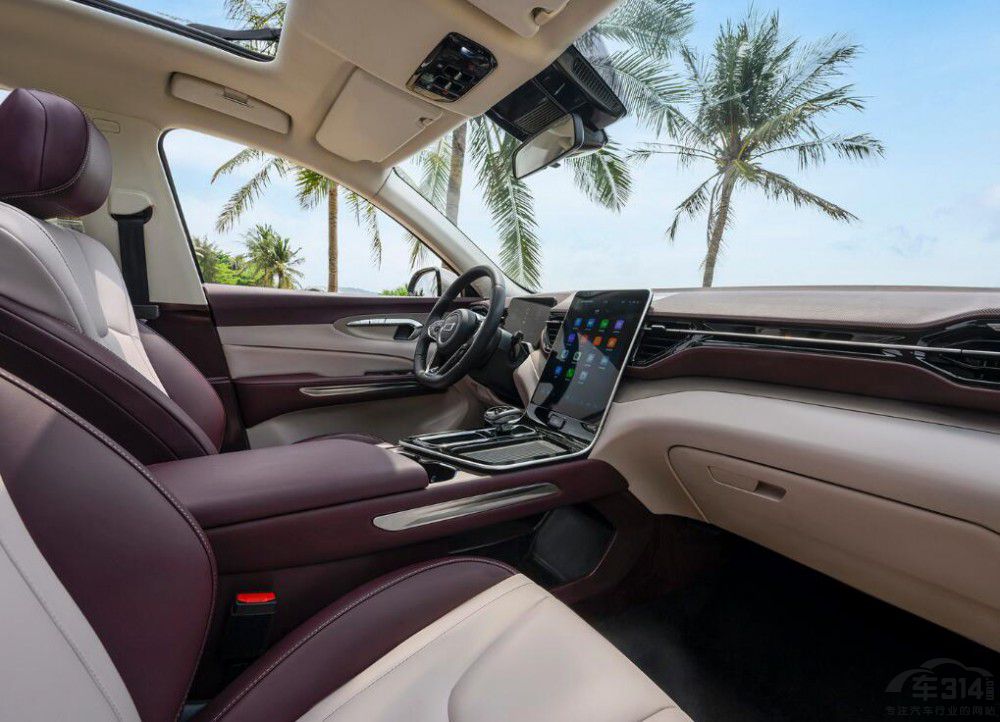 斬獲“雙十佳”汽車大獎 奔騰T90如何做到的 斬獲“雙十佳”汽車大獎 奔騰T90如何做到的