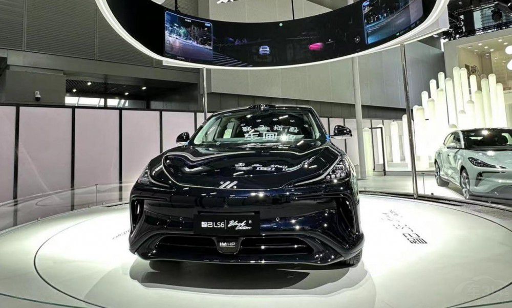 廣州車展3大重磅SUV 智己LS6“全身涂黑” 廣州車展3大重磅SUV 智己LS6“全身涂黑”