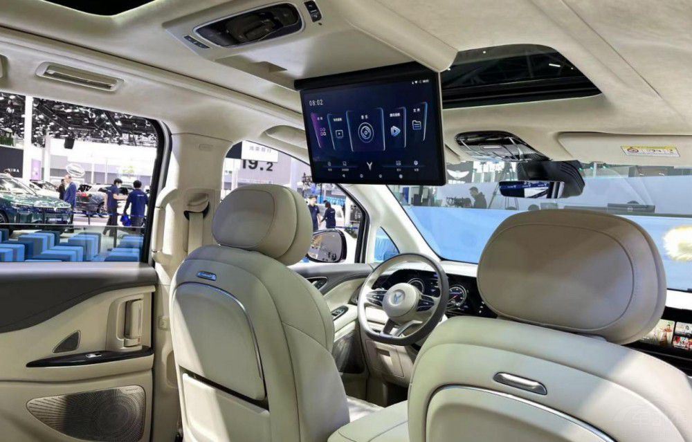 2024款新嵐圖夢(mèng)想家堪稱“夢(mèng)想的移動(dòng)城堡” 2024款新嵐圖夢(mèng)想家堪稱“夢(mèng)想的移動(dòng)城堡”