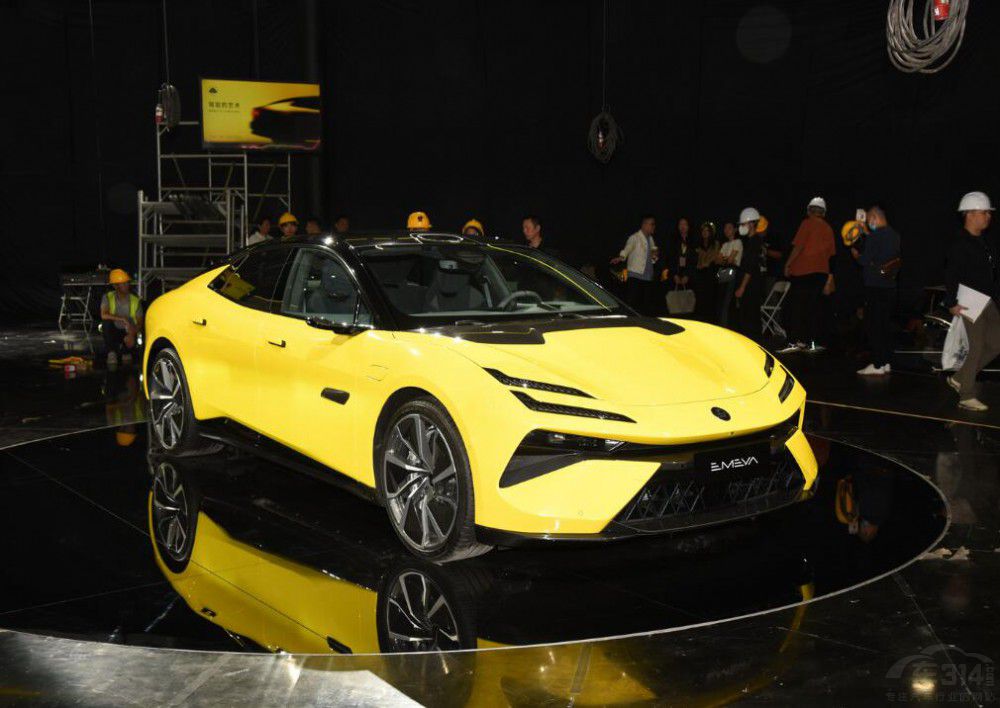 廣州車展上最“囂張”的幾款車 真心買不起 廣州車展上最“囂張”的幾款車 真心買不起