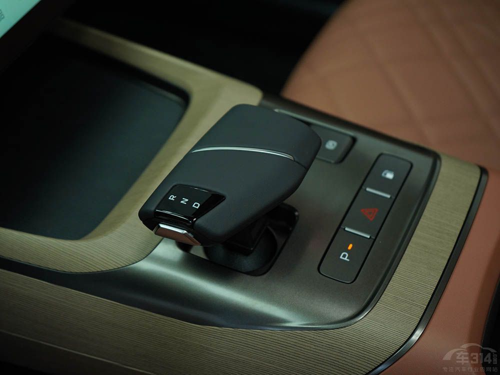 PLUSDM-iLԴA05 l܄ٳ