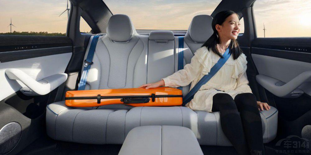 Model 3ǽS7 lǼI܇֮