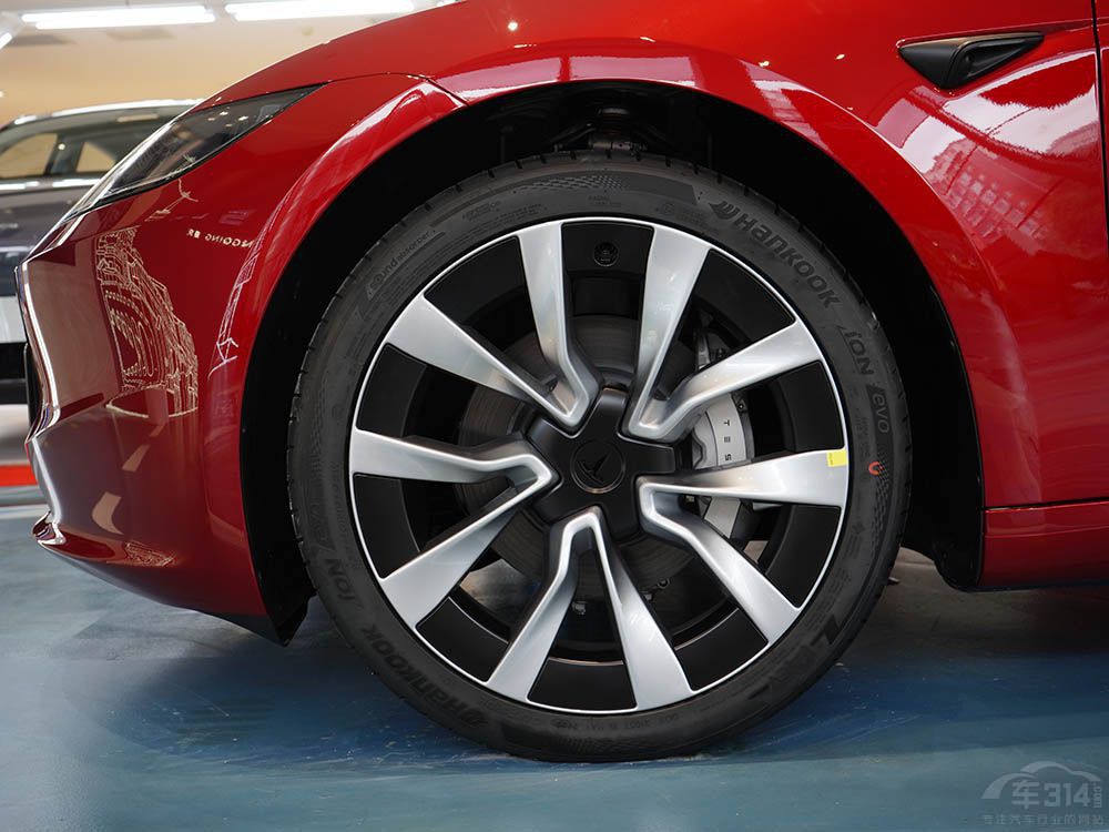 Model 3ǽS7 lǼI܇֮