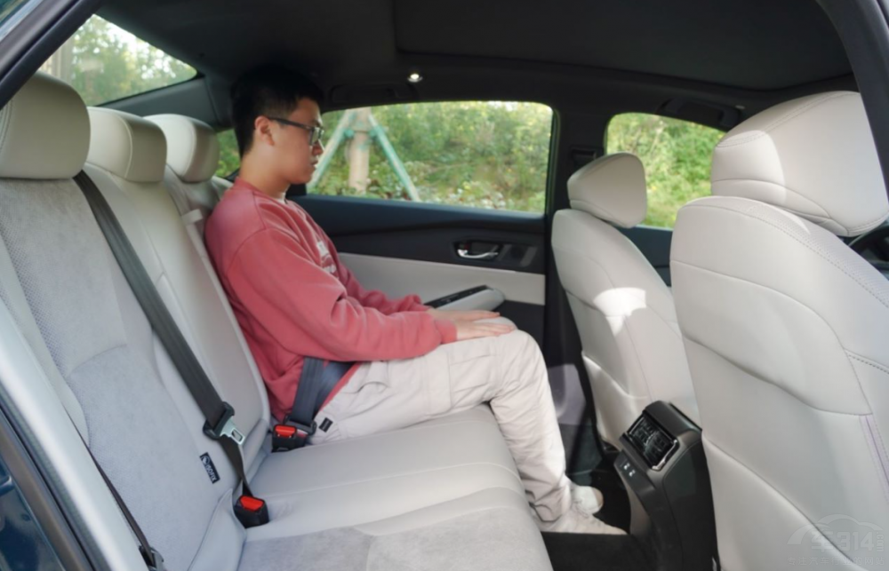 ȝhDM-i Ӣe:PHEVbbI(lng)