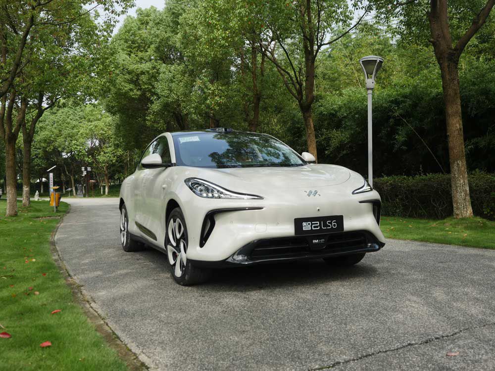 盤(pán)點(diǎn)2023重磅純電SUV 智己LS6銷(xiāo)量不俗 盤(pán)點(diǎn)2023重磅純電SUV 智己LS6銷(xiāo)量不俗